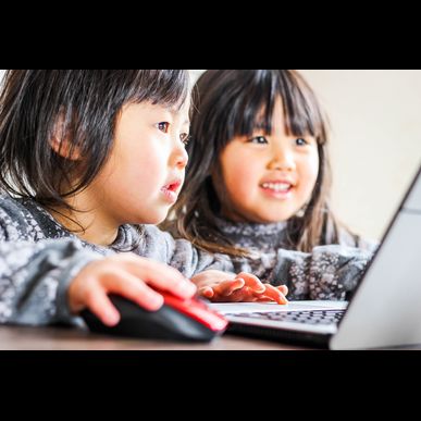 幼児たちに物作りの楽しさを伝えるロボット教室を開講しております